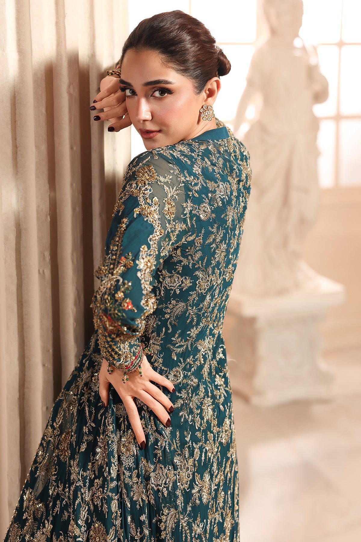 Charizma 3-pc unstitched embroidered luxury chiffon djw6-05– detail view 5 Charizma 3-PC Unstitched Embroidered Luxury Chiffon DJW6-05– detail view 5