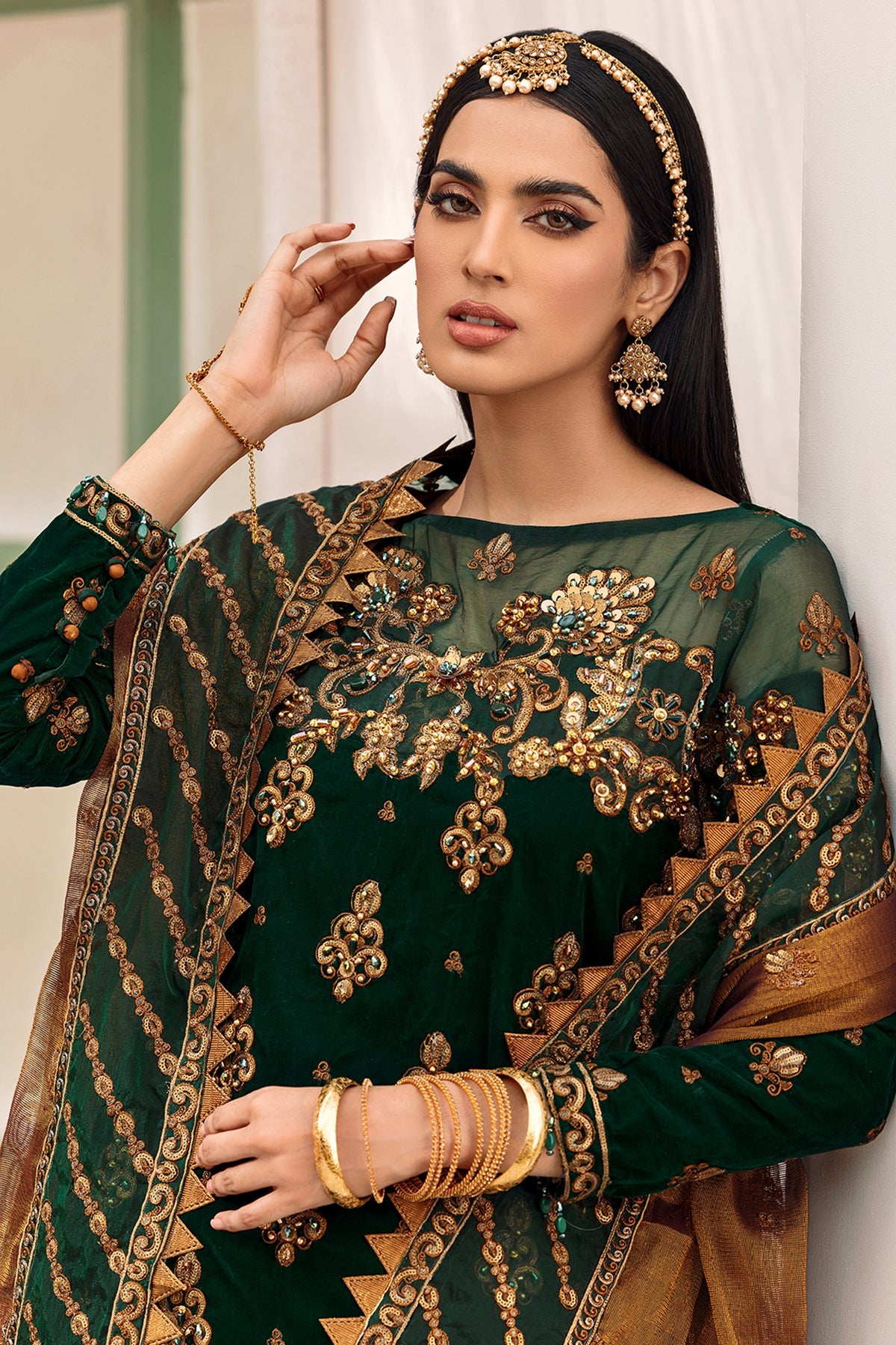 0r4a9364 Emaan Adeel Velvet Affair Velmira– 0R4A9364