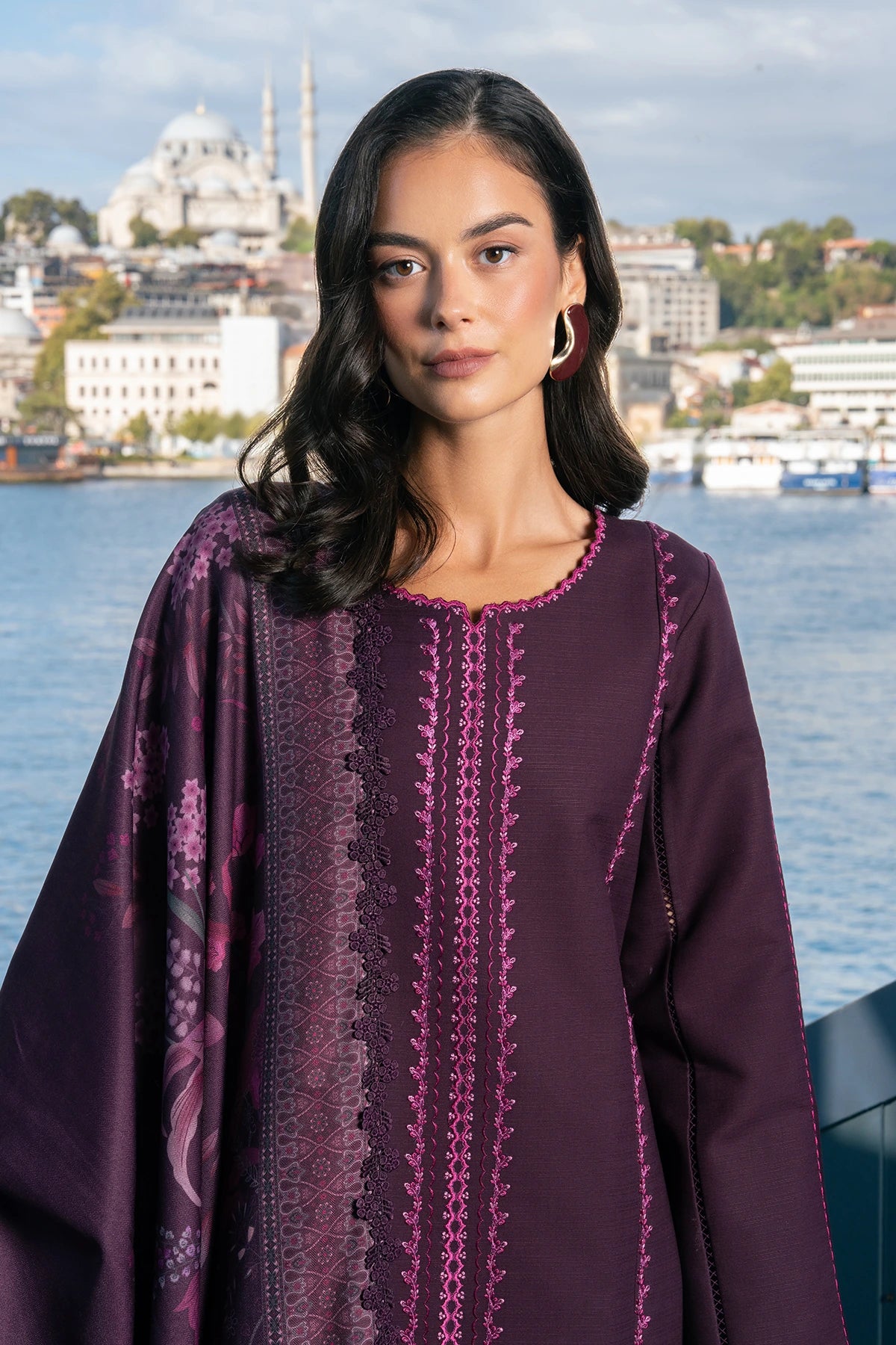 Rang rasiya meet me in istanbul mauve– detail view 2 Rang Rasiya Meet Me In Istanbul Mauve– detail view 2
