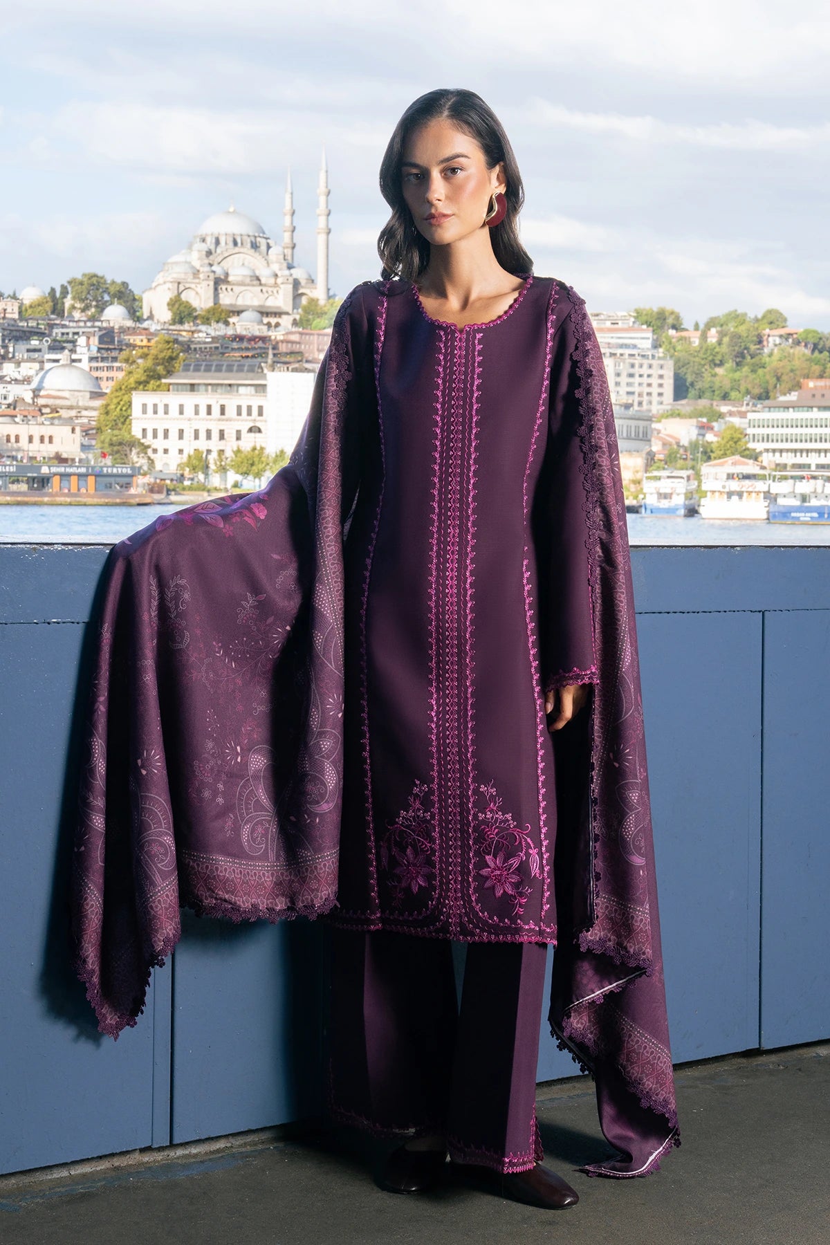 Rang rasiya meet me in istanbul mauve– detail view 4 Rang Rasiya Meet Me In Istanbul Mauve– detail view 4