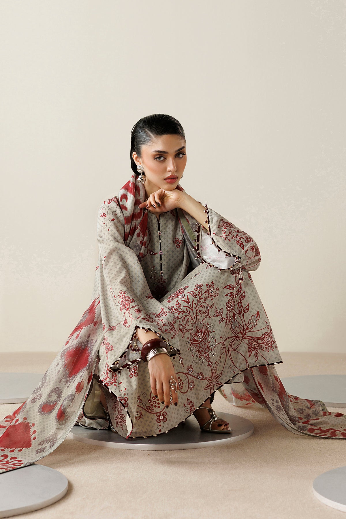 1l8a3131 Raw Silk by Jazmin 2026 | HANDWORK RAW SILK OR26-D06– 1L8A3131