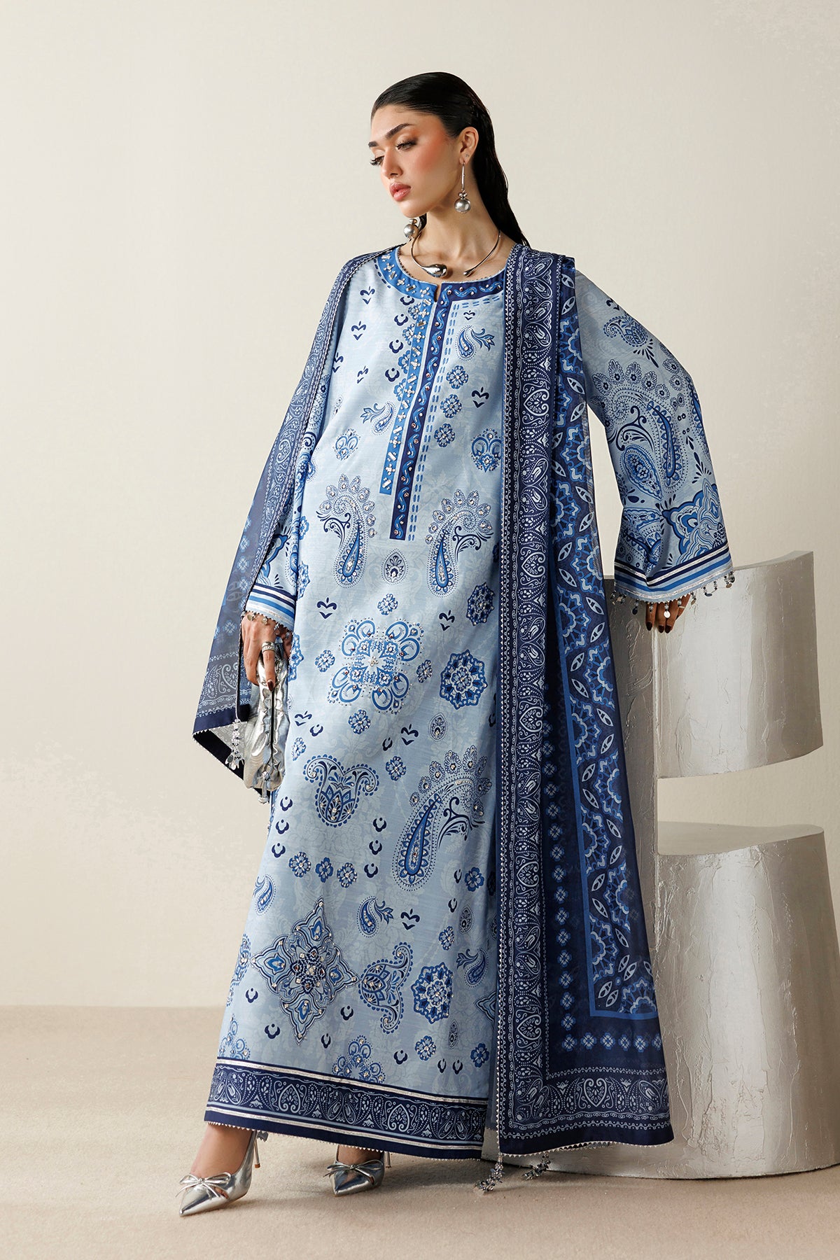 1l8a3362 Raw Silk by Jazmin 2026 | HANDWORK RAW SILK OR26-D02– 1L8A3362