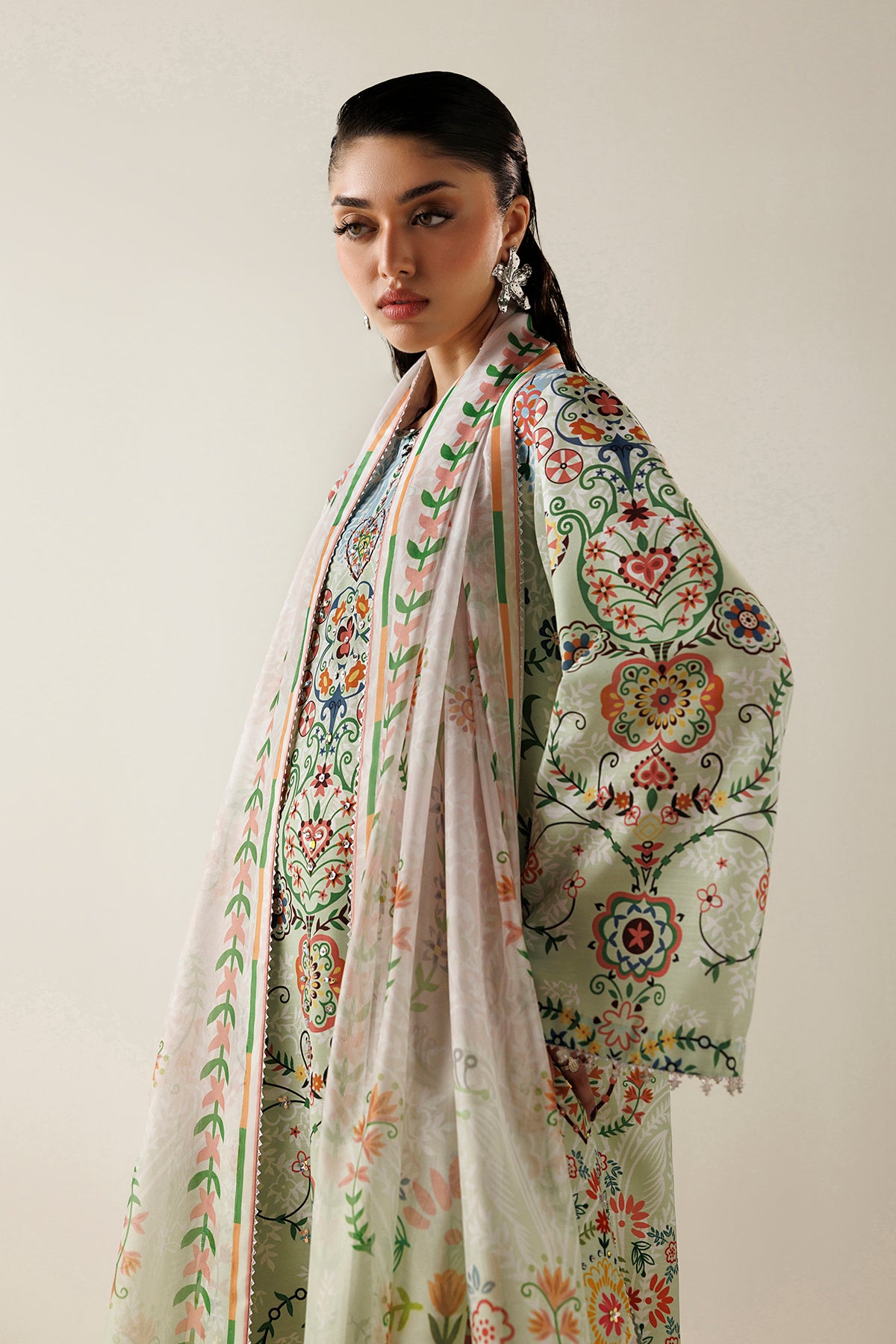 1l8a3547 Raw Silk by Jazmin 2026 | HANDWORK RAW SILK OR26-D10– 1L8A3547