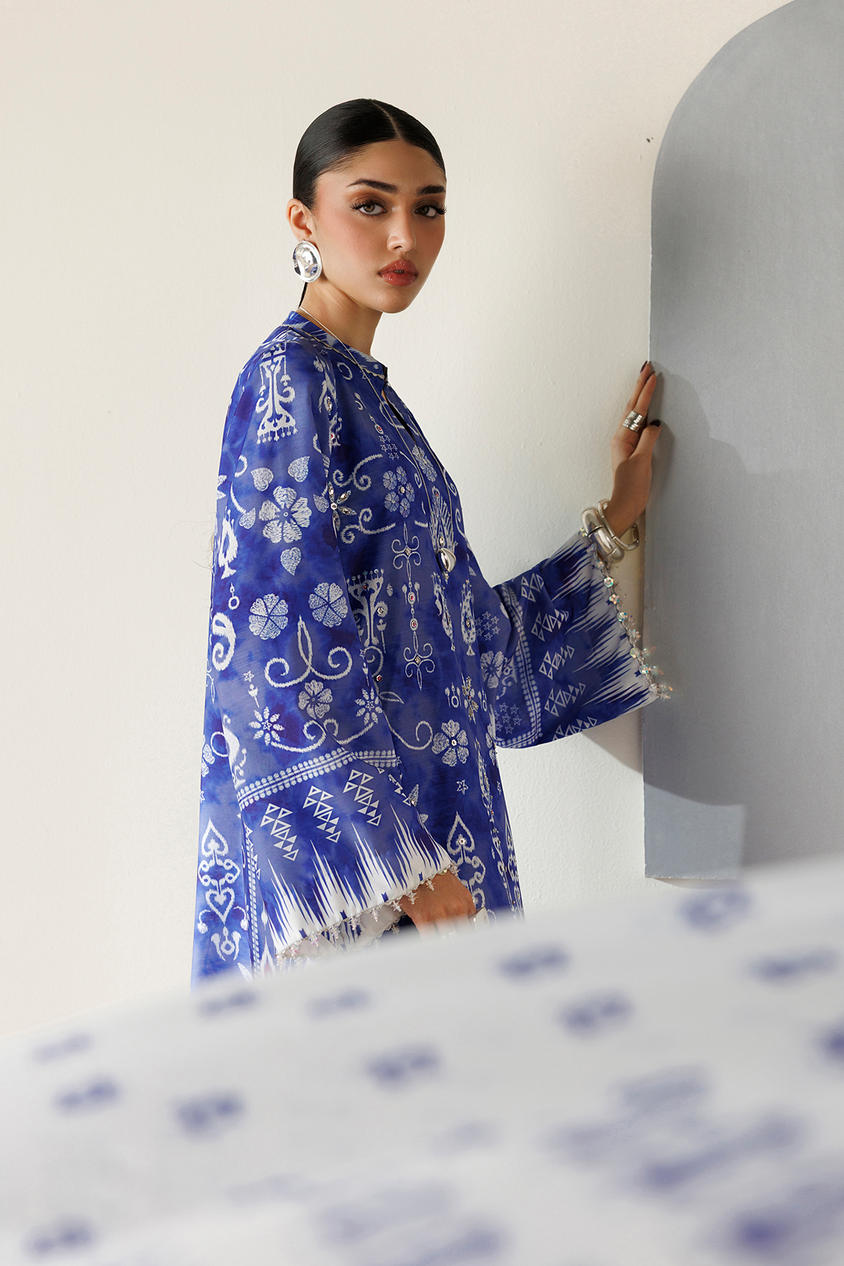 1l8a3926 Raw Silk by Jazmin 2026 | HANDWORK RAW SILK OR26-D09– 1L8A3926