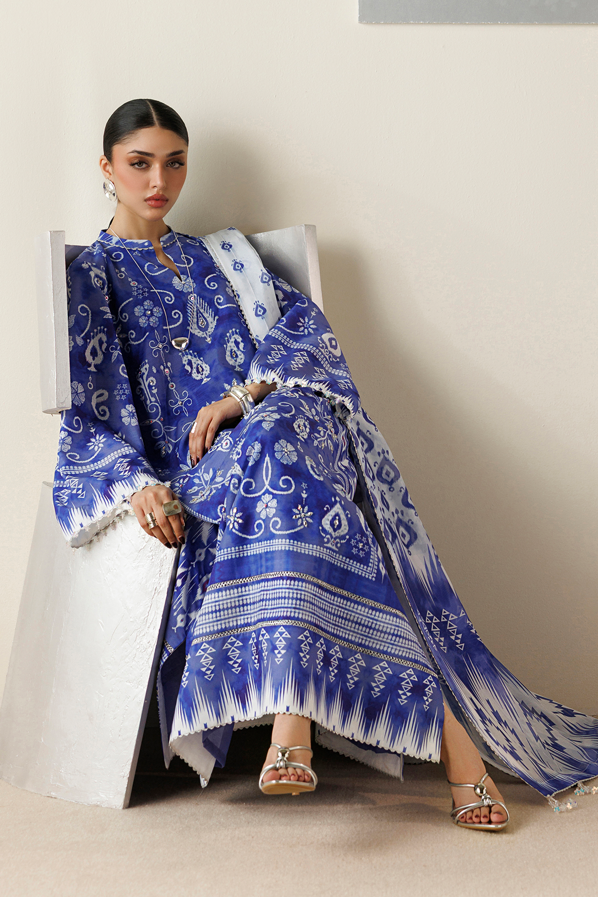 1l8a3949 Raw Silk by Jazmin 2026 | HANDWORK RAW SILK OR26-D09– 1L8A3949