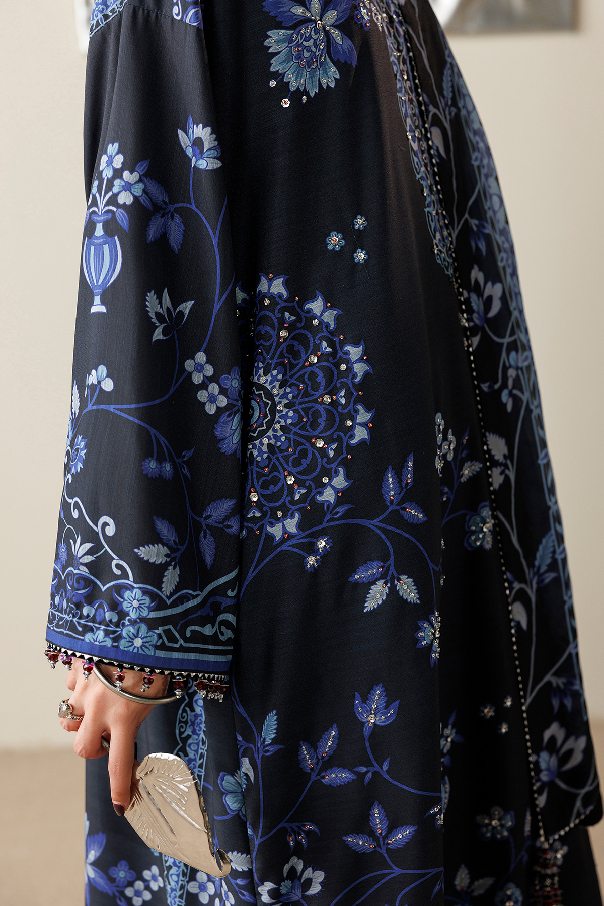 1l8a4118 Raw Silk by Jazmin 2026 | HANDWORK RAW SILK OR26-D05– 1L8A4118