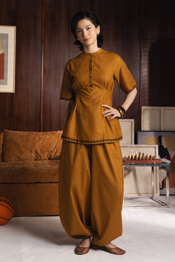 Love Coco September Coco by Zara Shahjahan | Marigold Love Coco September Coco by Zara Shahjahan | Marigold