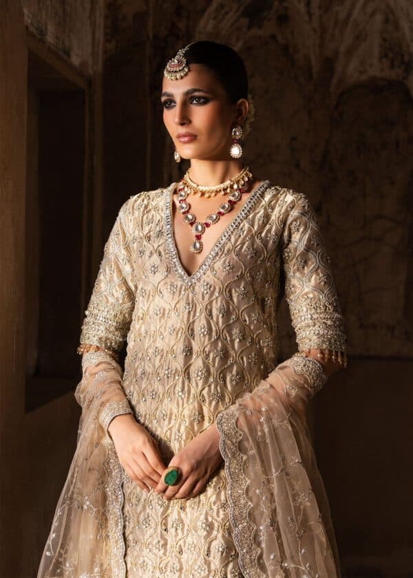 2dsc01140 Zeenat Formals'26 by Sadaf Fawad Khan Hunsa– 2DSC01140