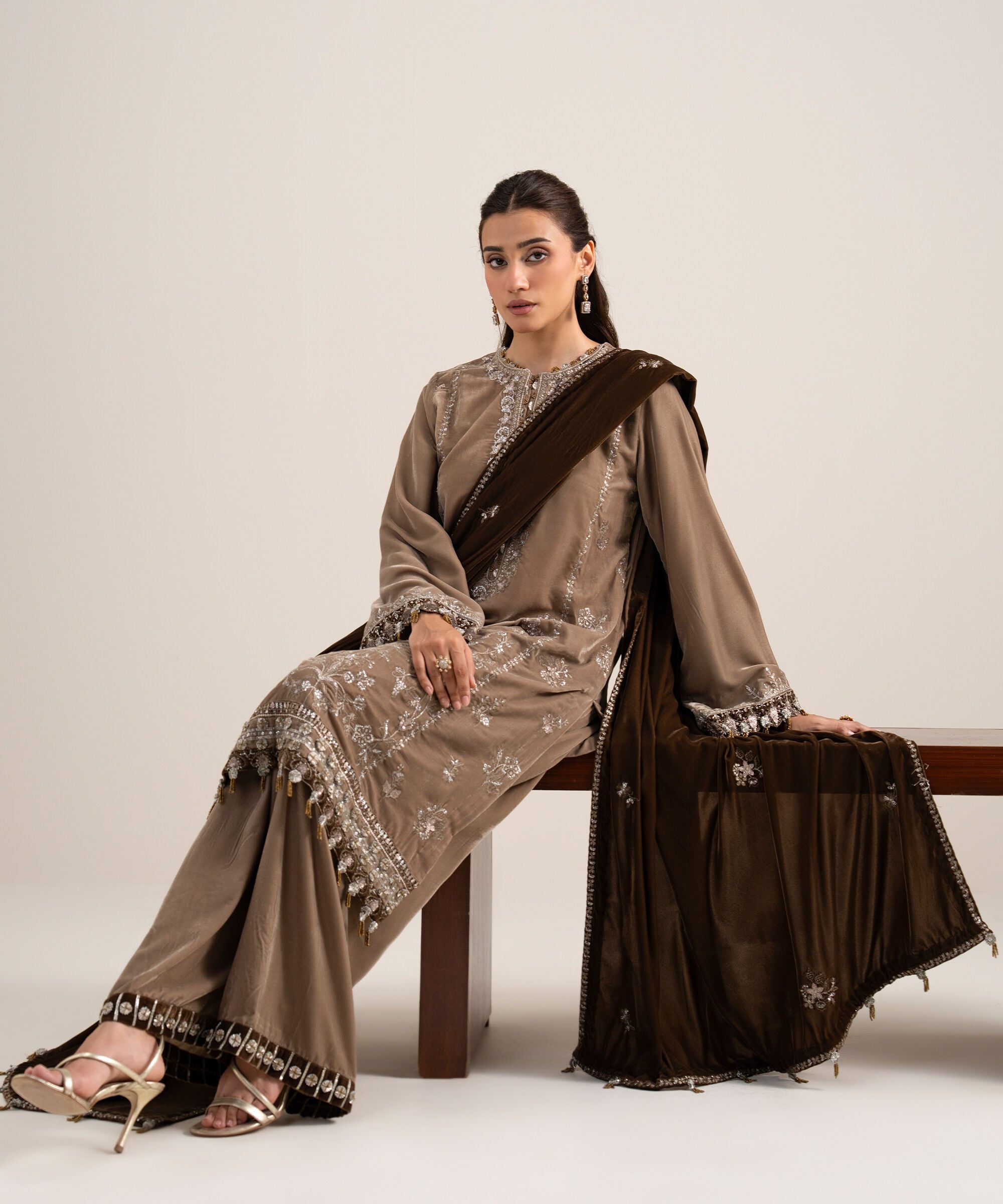 3pelxs26v812_5 Sapphire Women's Unstitched Embroidered Velvet Beige 3 Piece Suit – 3PELXS26V812