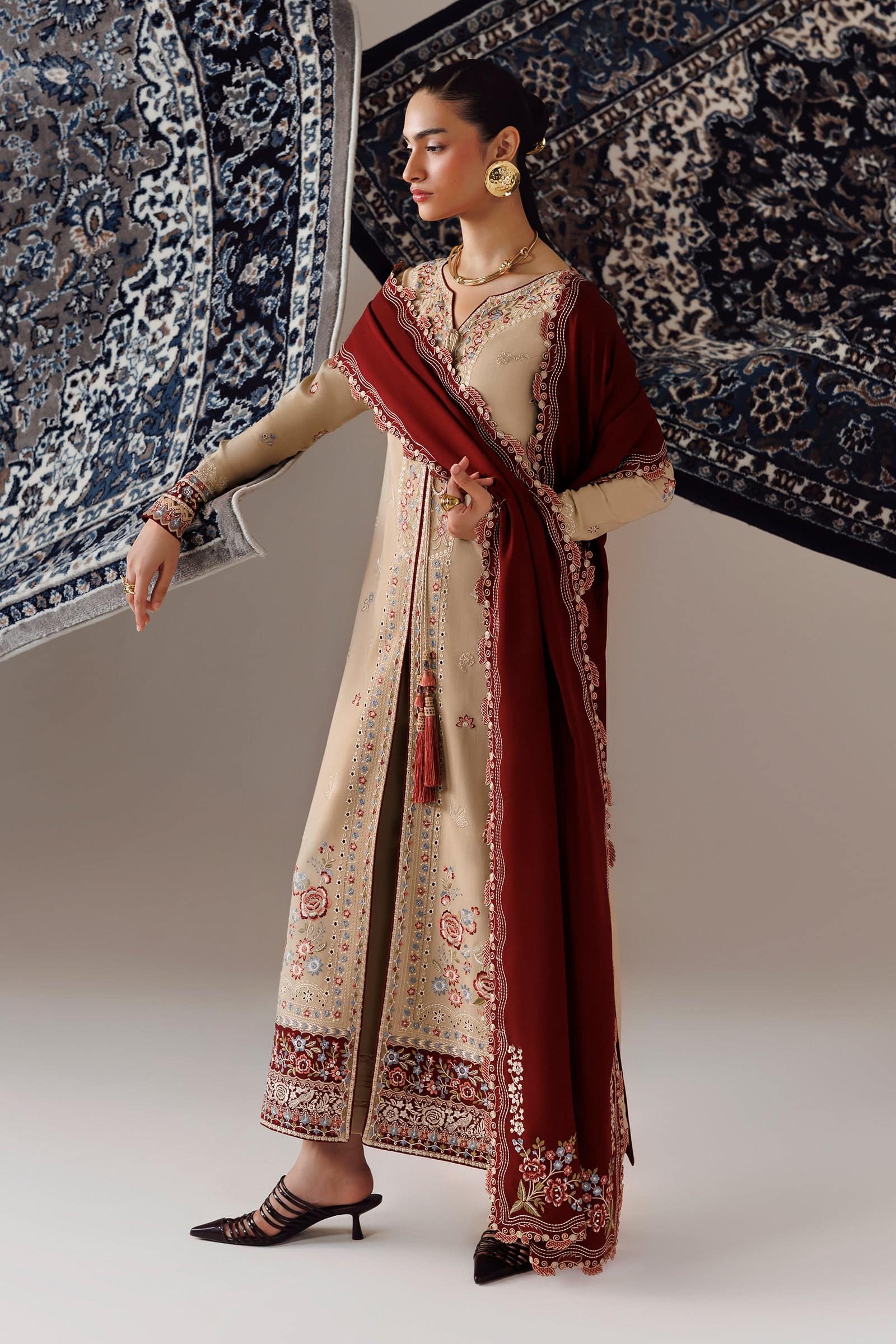 Qline linen '26 qalamkar | qlw-16 hamna– detail view 5 Qline Linen '26 Qalamkar | QLW-16 HAMNA– detail view 5