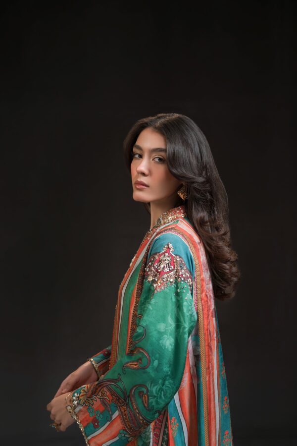 AK Kaftans Ammara Khan | Multi Colour Burst Kaftan (D-09)– detail view 3