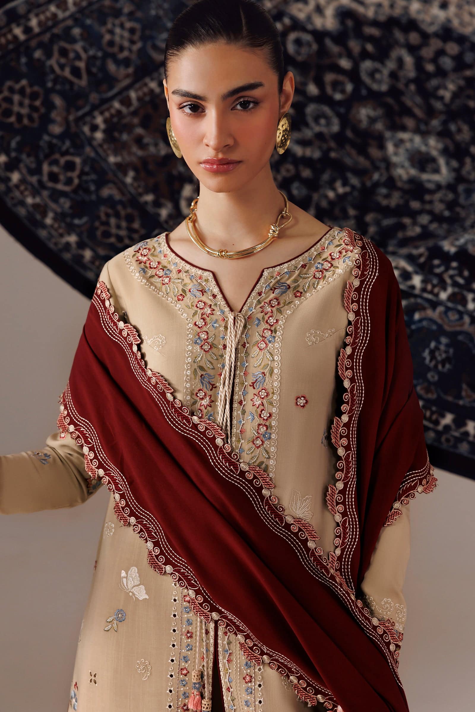 Qline linen '26 qalamkar | qlw-16 hamna– detail view 6 Qline Linen '26 Qalamkar | QLW-16 HAMNA– detail view 6