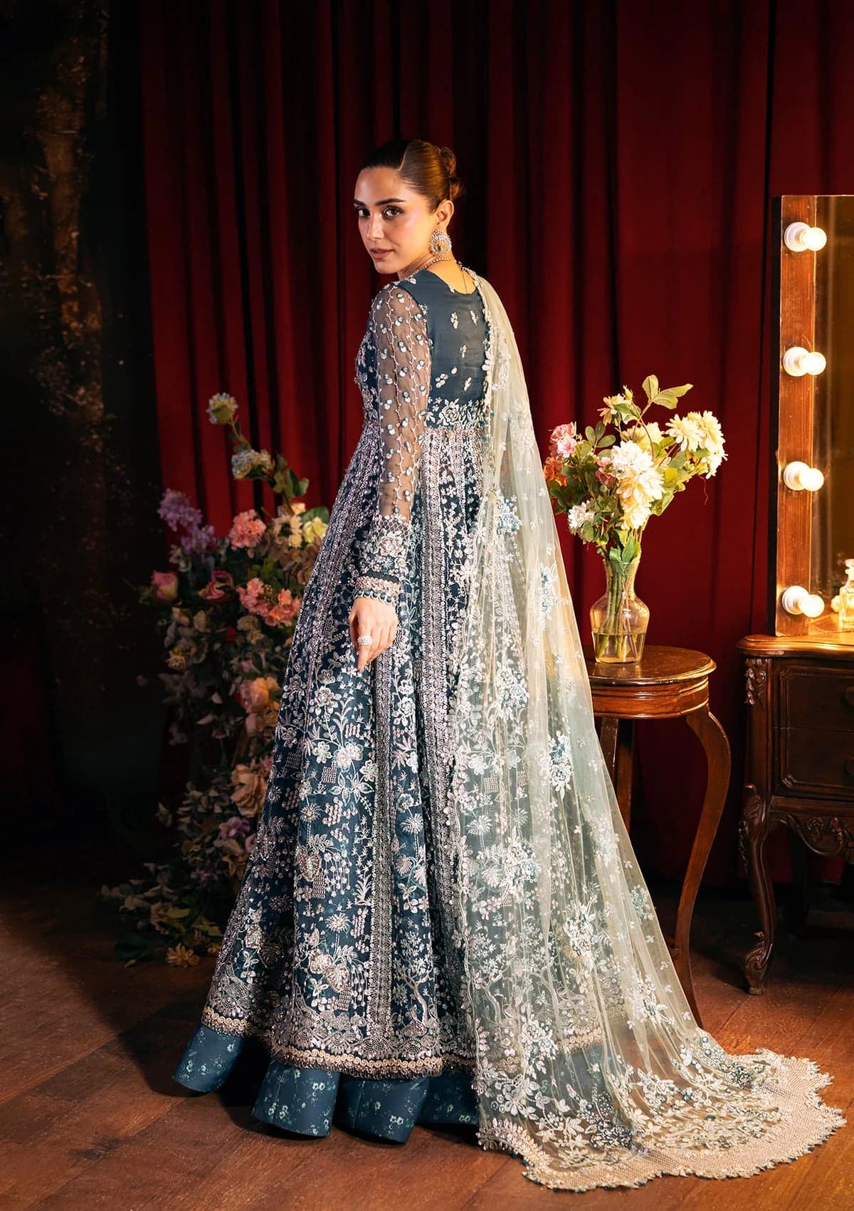 Serenade formal handwork elaf | melodie (ehm-02)– alternate view Serenade Formal Handwork Elaf | Melodie (EHM-02)– alternate view