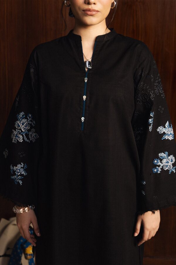 Love coco september coco by zara shahjahan | noir lush– detail view 4 Love Coco September Coco by Zara Shahjahan | Noir Lush– detail view 4