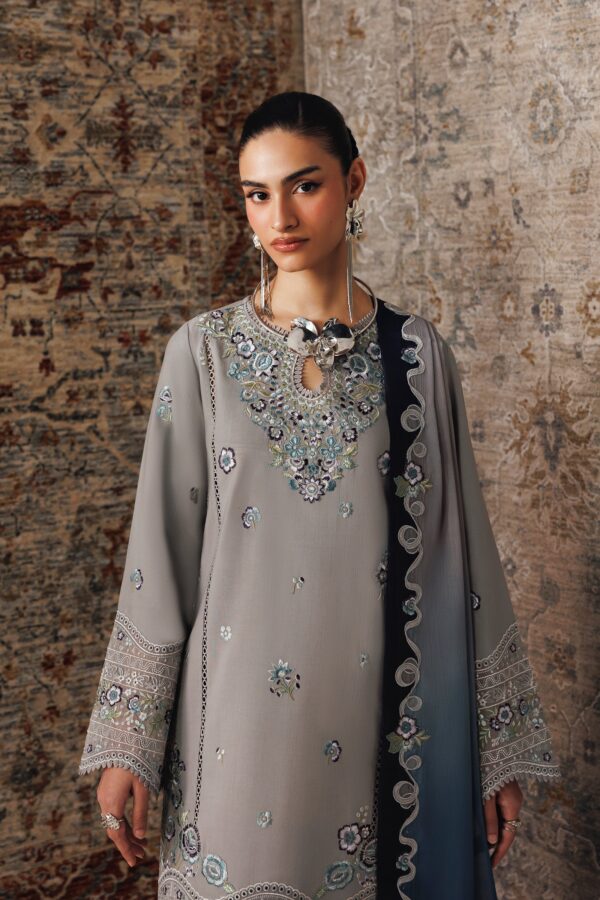 Qline Linen '26 Qalamkar | QLW-15 GINA– alternate view Qline Linen '26 Qalamkar | QLW-15 GINA– alternate view