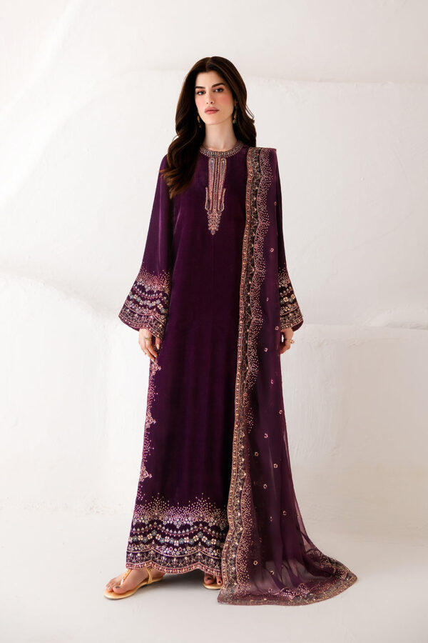 7I0A5947 Emaan Adeel Velvet Affair CECILIA