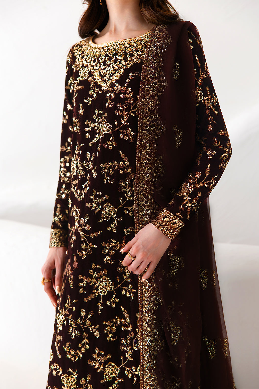 7i0a6047 Emaan Adeel Velvet Affair ADELINE– 7I0A6047