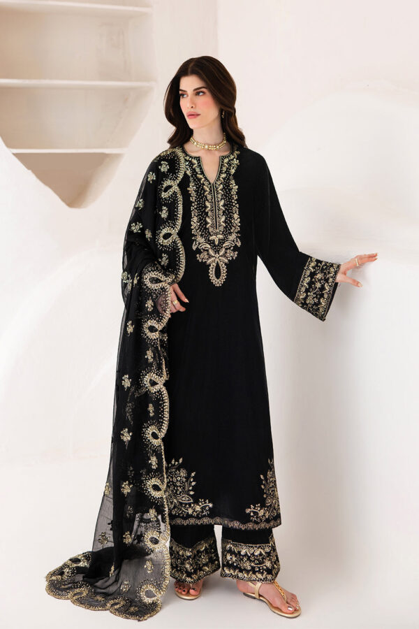 7I0A6122 Emaan Adeel Velvet Affair VERA