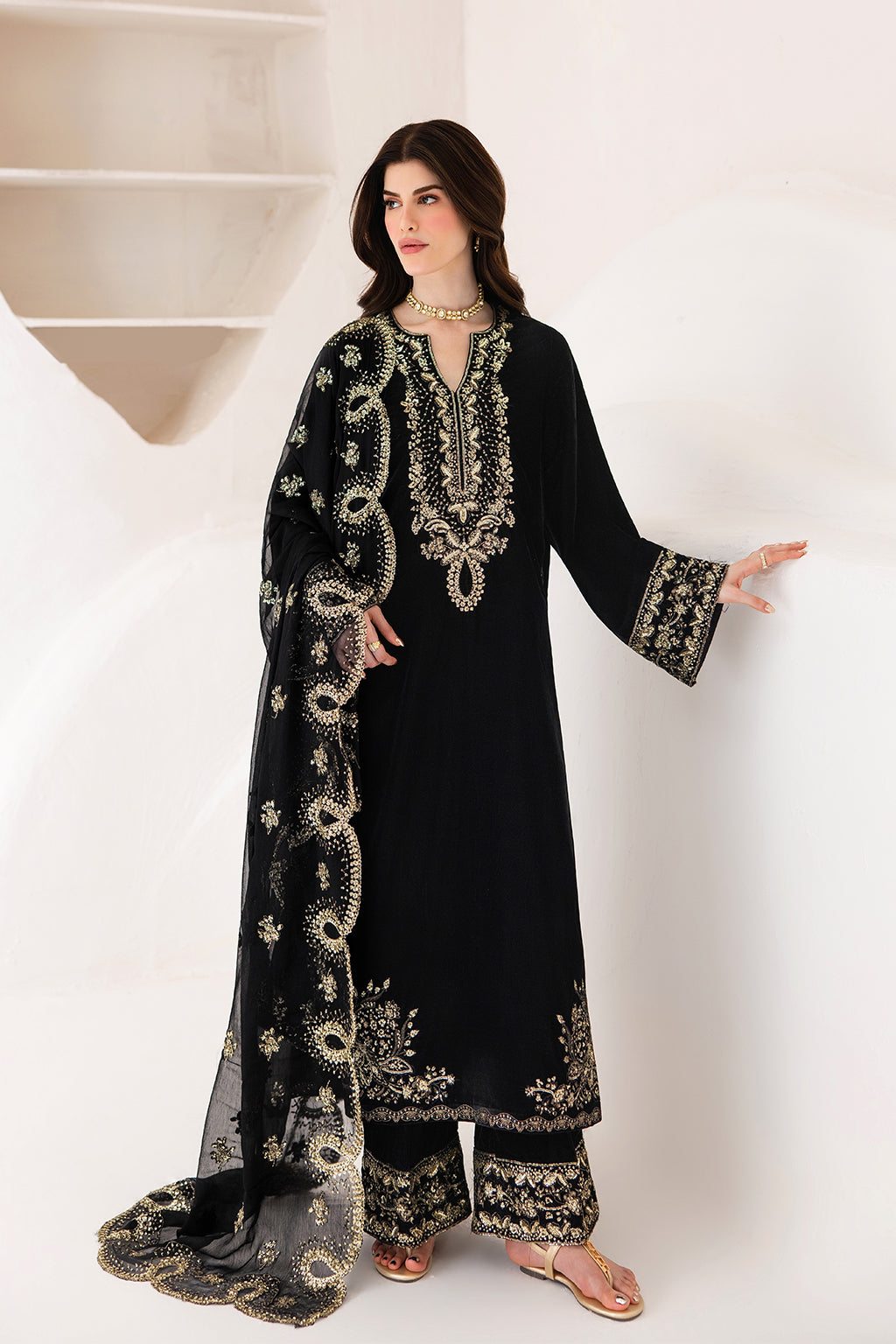 7i0a6122 Emaan Adeel Velvet Affair VERA