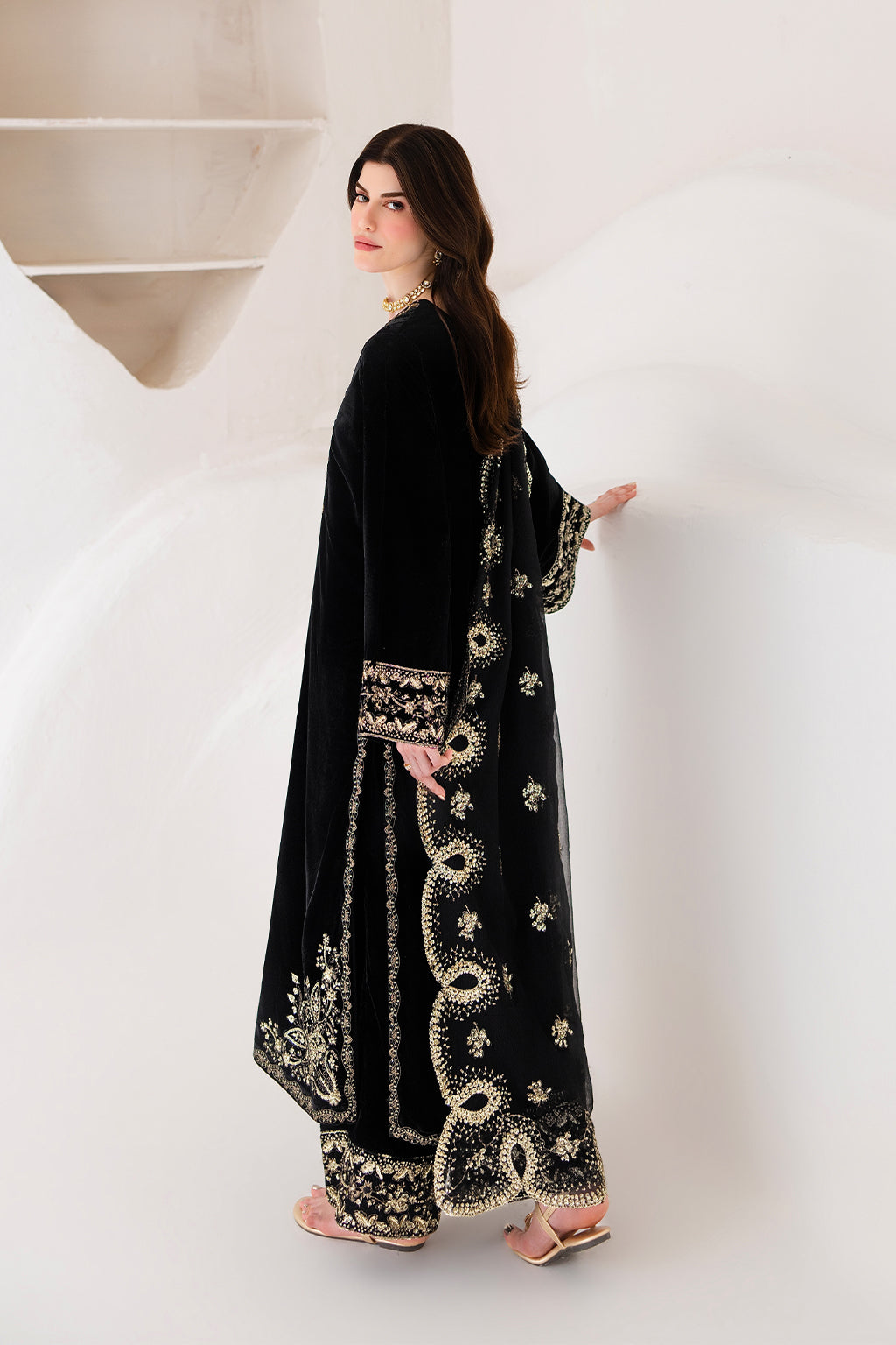7i0a6156 Emaan Adeel Velvet Affair VERA– 7I0A6156