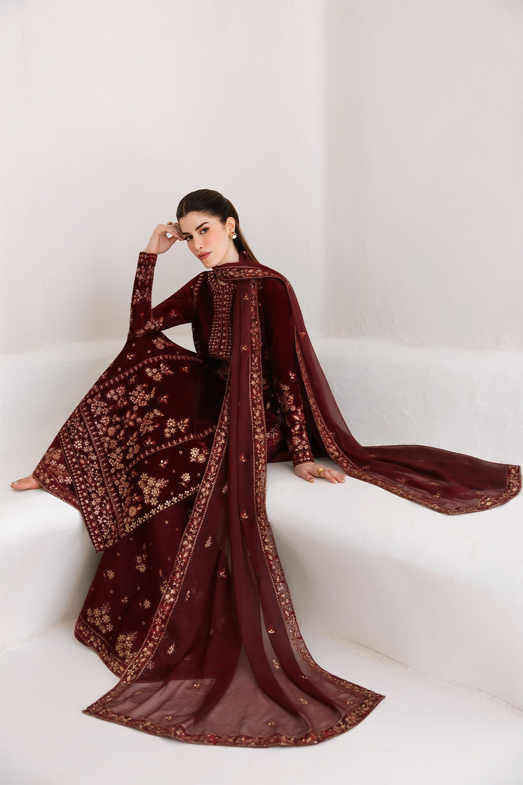 7i0a6284 Emaan Adeel Velvet Affair CORINNE– 7I0A6284