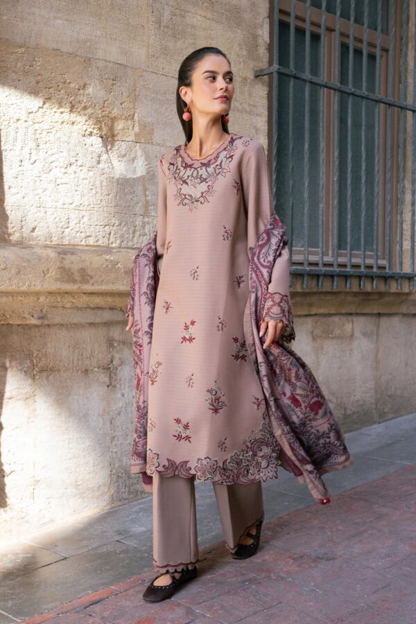Rang Rasiya Meet Me In Istanbul Bloom– alternate view