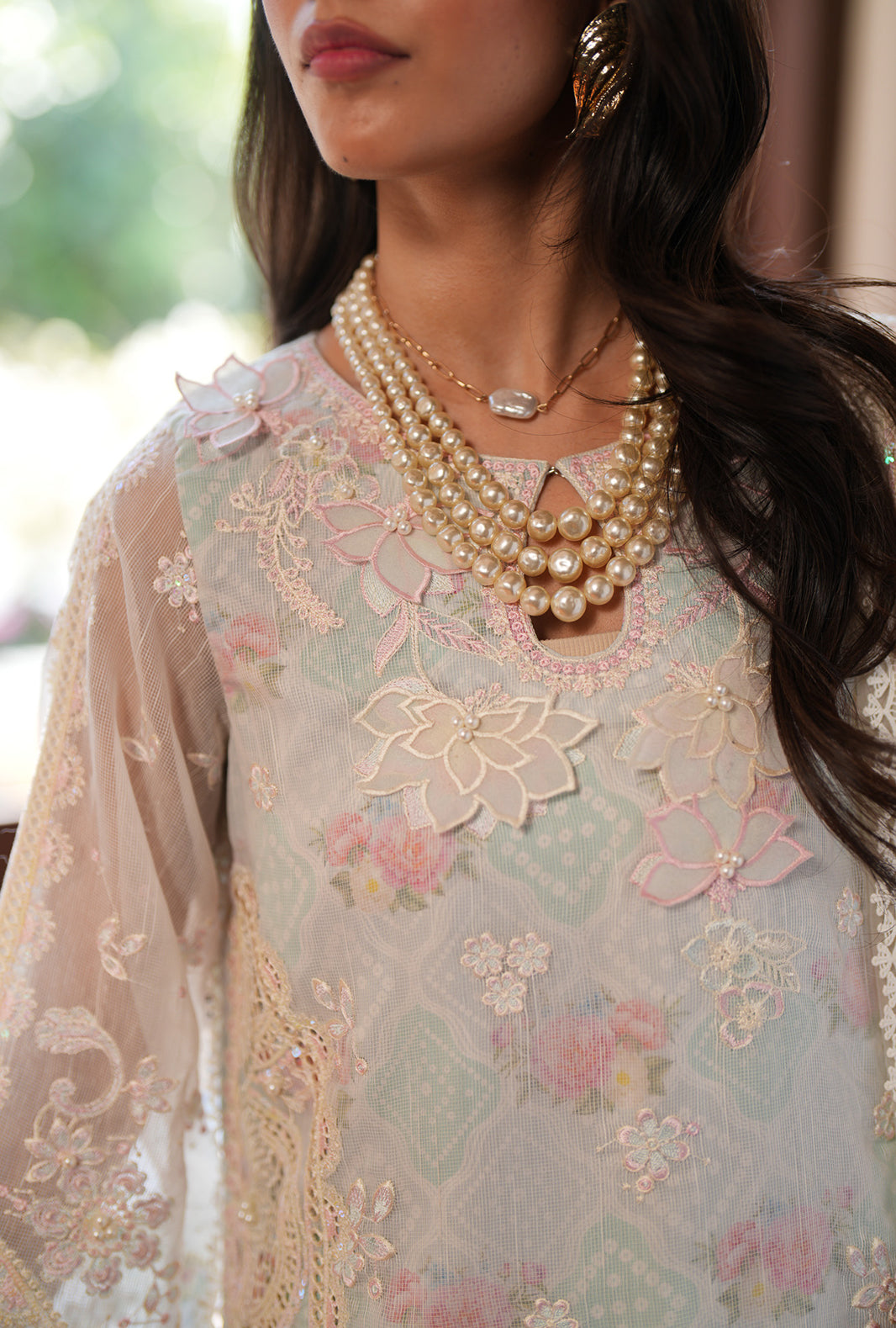Ajr-cwe-04-10 Cutwork Edit'26 AJR Couture | Elysia– AJR-CWE-04-10