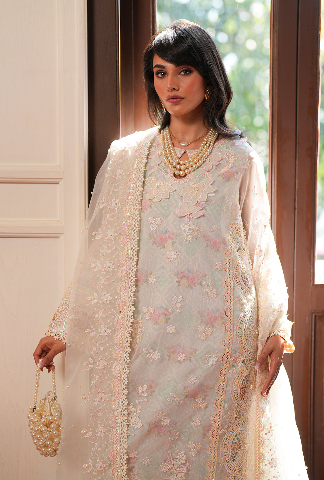 Ajr-cwe-04-4 Cutwork Edit'26 AJR Couture | Elysia– AJR-CWE-04-4