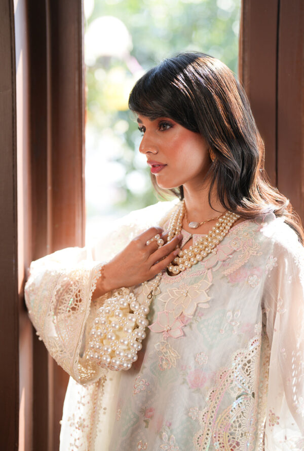 Ajr-cwe-04-6 Cutwork Edit'26 AJR Couture | Elysia– AJR-CWE-04-6