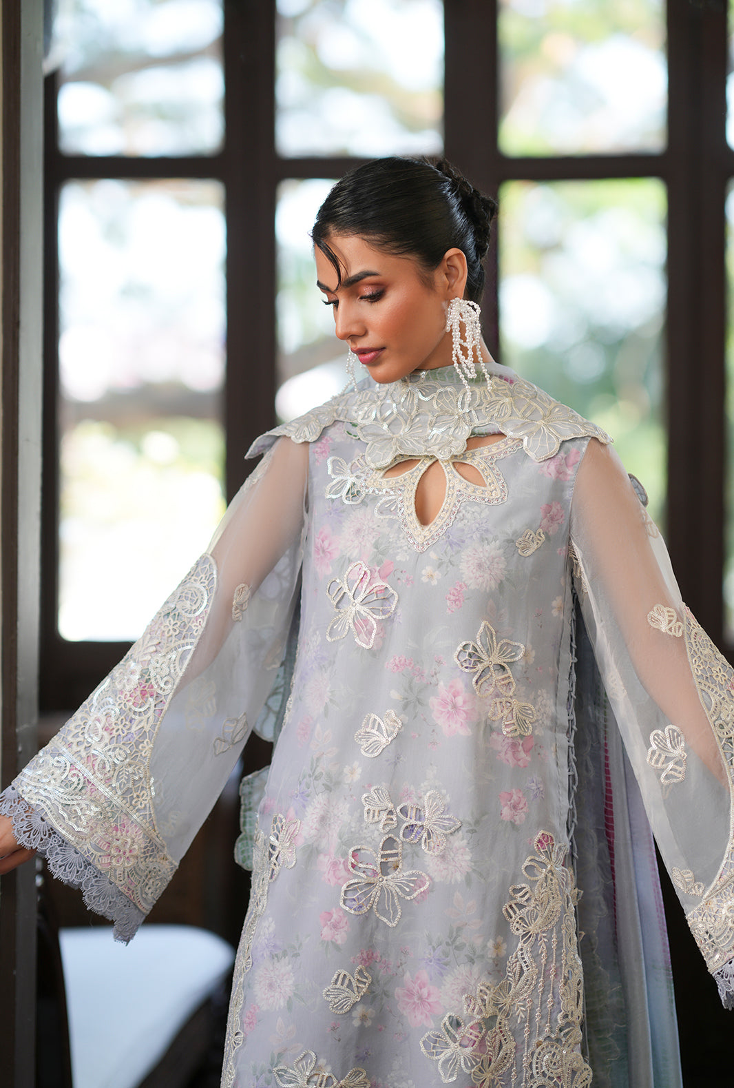 Ajr-cwe-07-4 Cutwork Edit'26 AJR Couture | Ciel– AJR-CWE-07-4