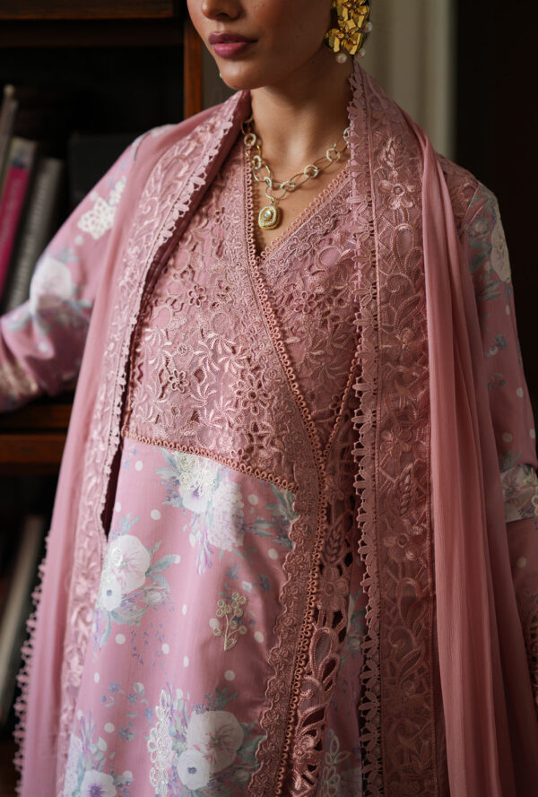 Ajr-cwe-08-10 Cutwork Edit'26 AJR Couture | Rhea– AJR-CWE-08-10