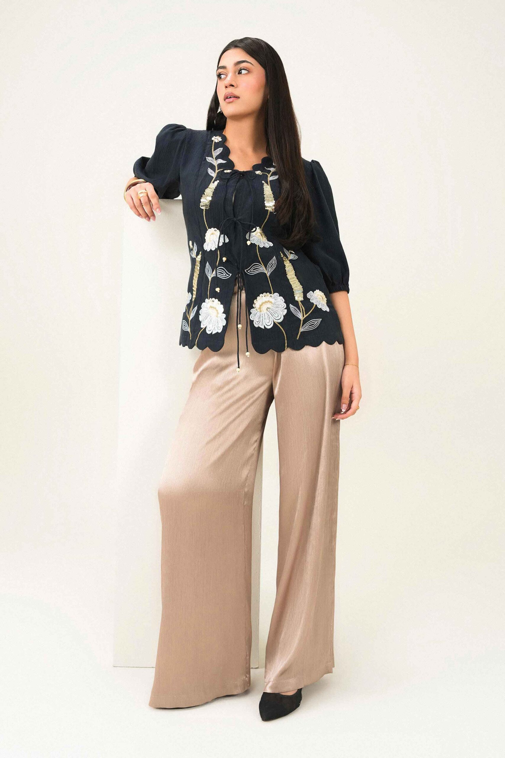Nishat linen winter collection 2026 | embroidered tunic - aw25-28 Nishat Linen Winter Collection 2026 | Embroidered Tunic - AW25-28