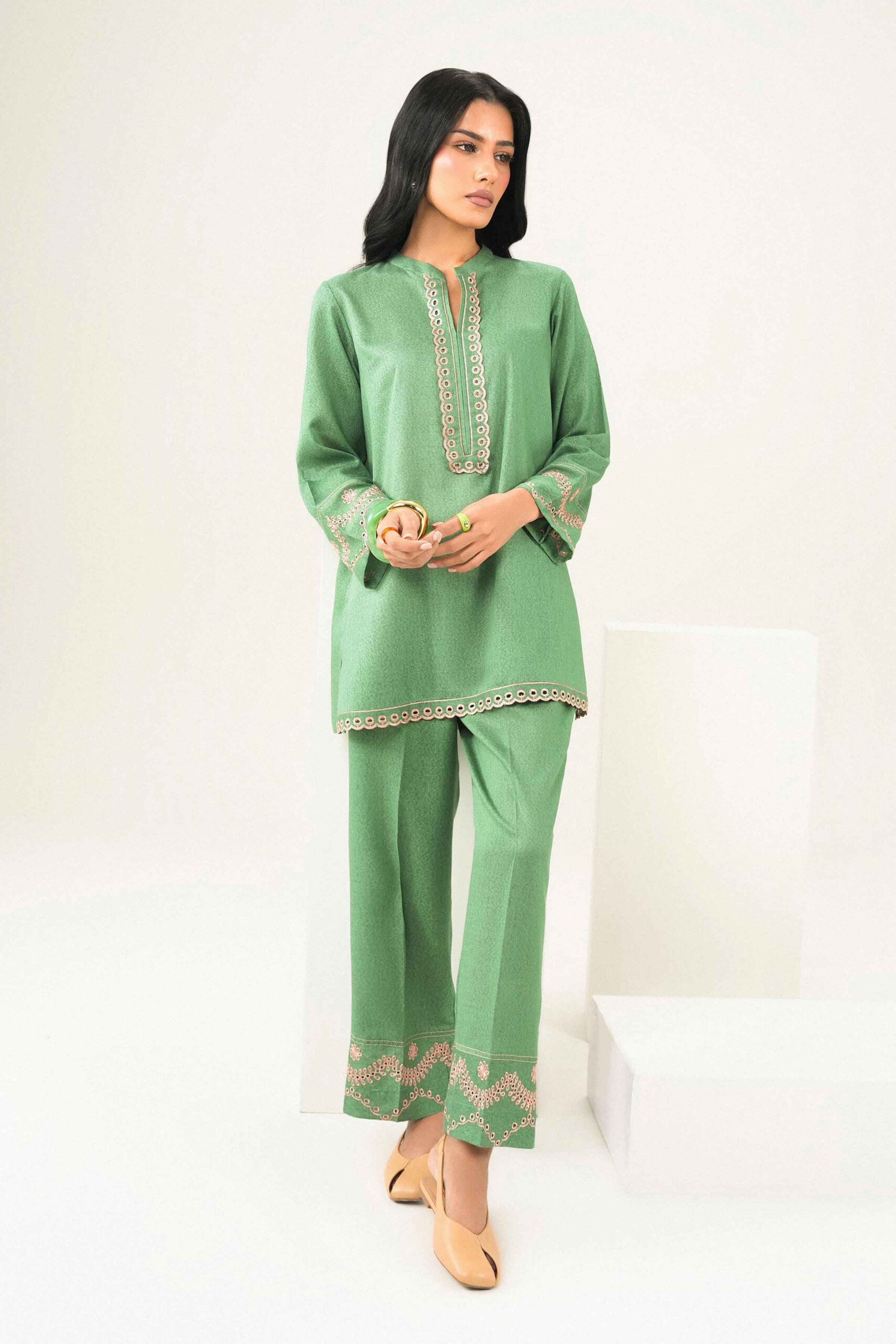 Nishat linen winter collection 2026 | 2 piece - embroidered suit - aw25-31 Nishat Linen Winter Collection 2026 | 2 Piece - Embroidered Suit - AW25-31