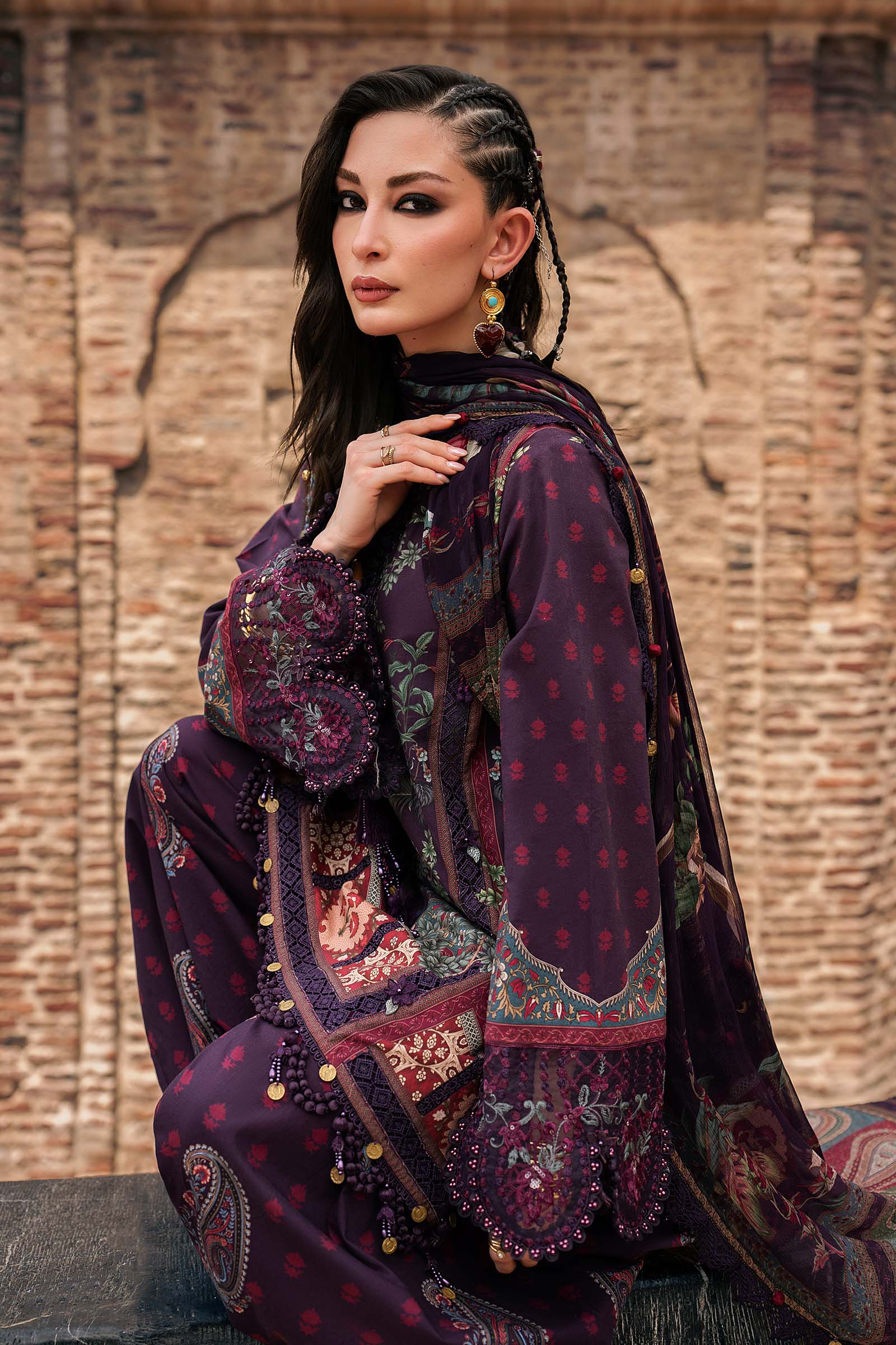 M prints maria b | embroidered cambric suit - purple (mpt-3102-b)– d-2b-e M Prints Maria B | Embroidered Cambric Suit - Purple (MPT-3102-B)– D-2B-E
