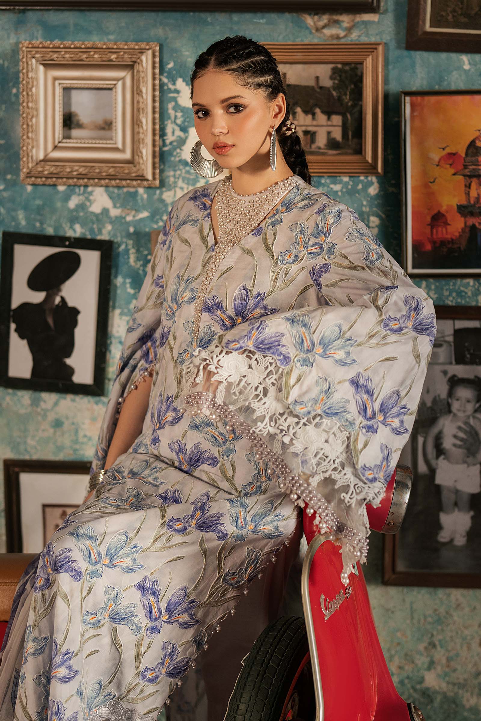 M prints maria b | embroidered cambric suit - lilac (mpt-3104-a) M Prints Maria B | Embroidered Cambric Suit - Lilac (MPT-3104-A)