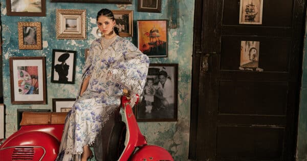 M prints maria b | embroidered cambric suit - lilac (mpt-3104-a)– d-4a-g M Prints Maria B | Embroidered Cambric Suit - Lilac (MPT-3104-A)– D-4A-G
