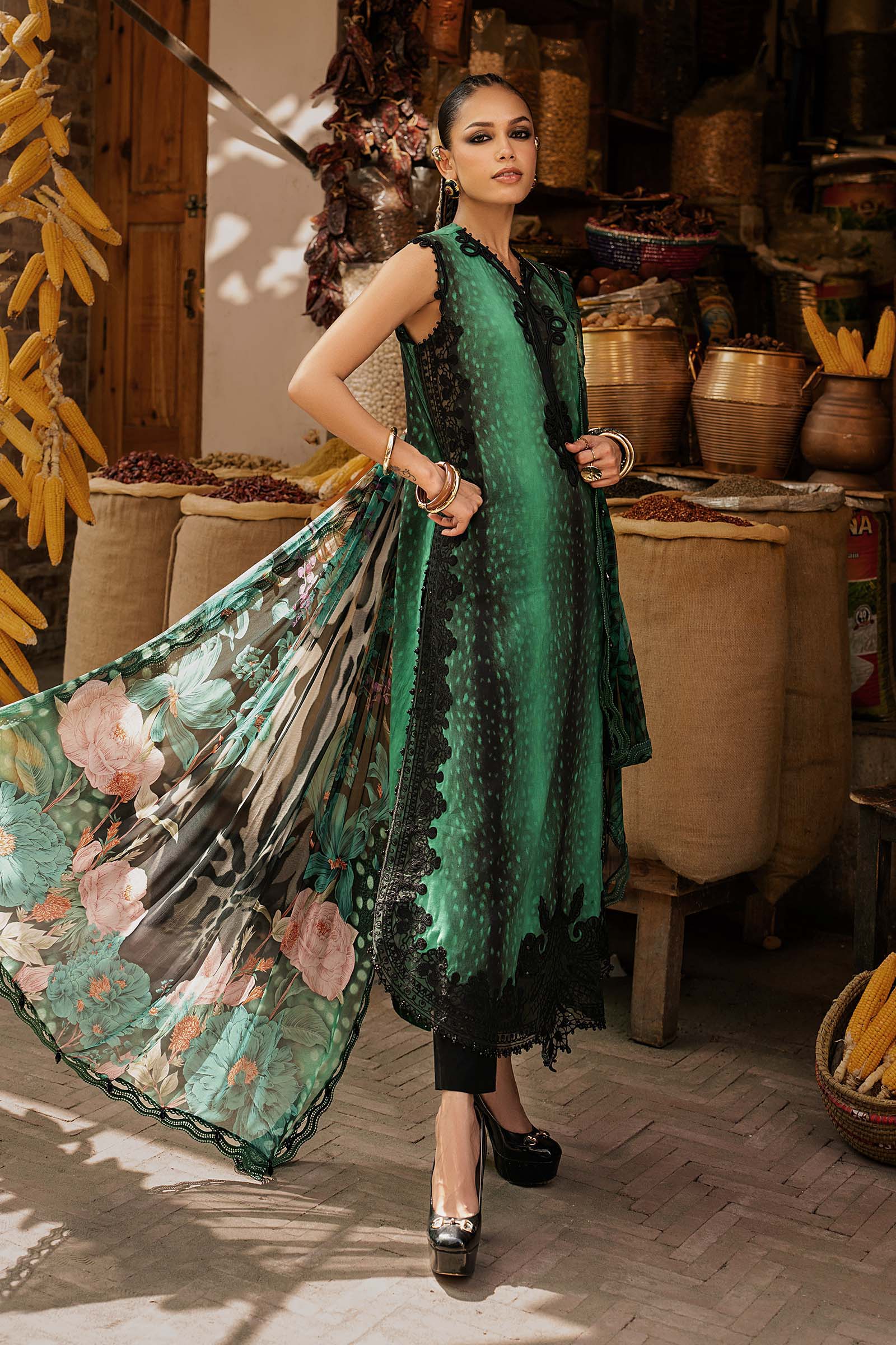 M prints maria b | embroidered linen suit - green (mpt-3105-a)– d-5a-c M Prints Maria B | Embroidered Linen Suit - Green (MPT-3105-A)– D-5A-C