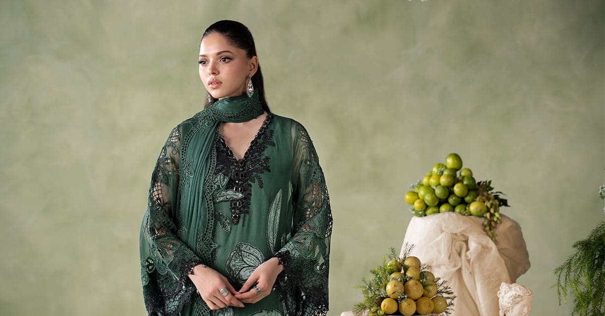 Maria b 3 piece embroidered chiffon suit– d-7-j Maria B 3 Piece Embroidered Chiffon Suit– D-7-J