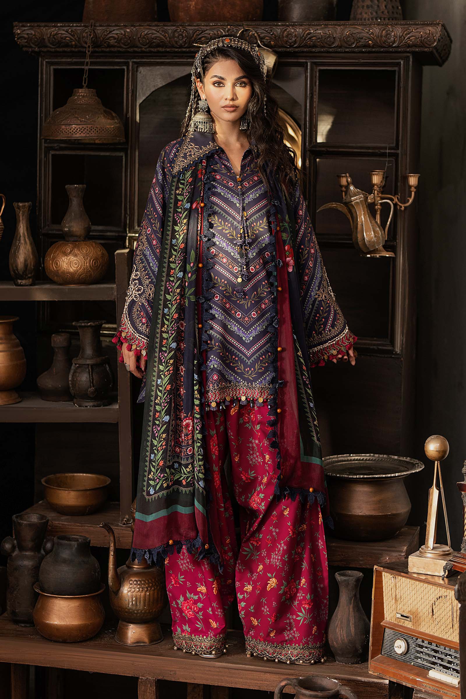 M prints maria b | embroidered cambric suit - blue (mpt-3107-b) M Prints Maria B | Embroidered Cambric Suit - Blue (MPT-3107-B)