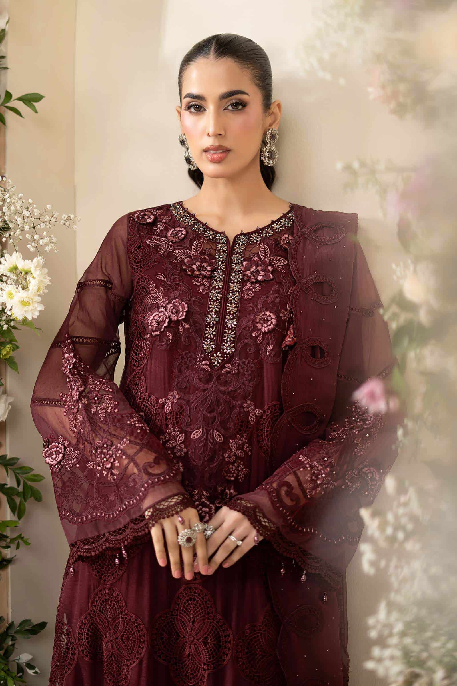 Maria b 3 piece embroidered chiffon suit– d-8closeup d Maria B 3 Piece Embroidered Chiffon Suit– D-8Closeup D