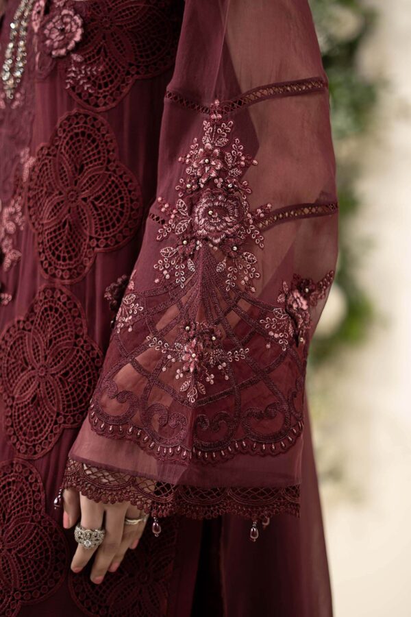 Maria b 3 piece embroidered chiffon suit– d-8closeup h Maria B 3 Piece Embroidered Chiffon Suit– D-8Closeup H