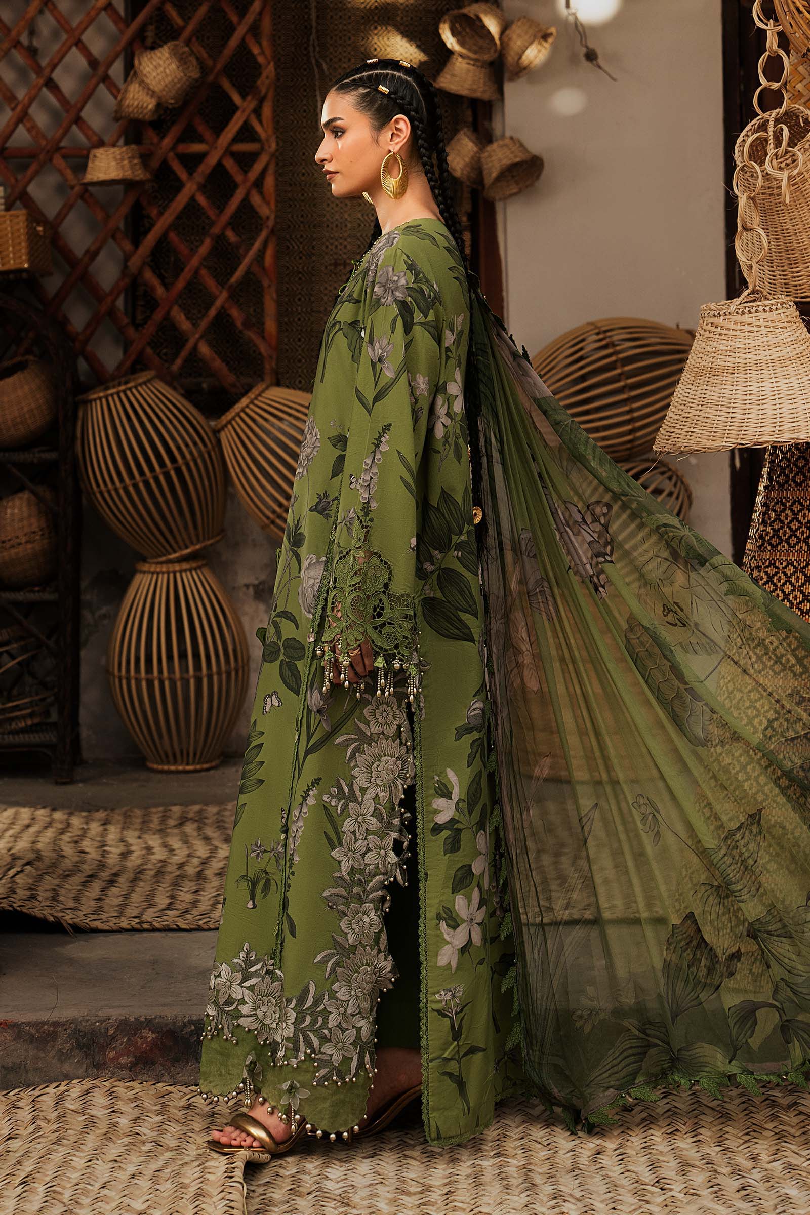 M prints maria b | embroidered cambric suit - green (mpt-3109-b)– d-9b-c M Prints Maria B | Embroidered Cambric Suit - Green (MPT-3109-B)– D-9B-C