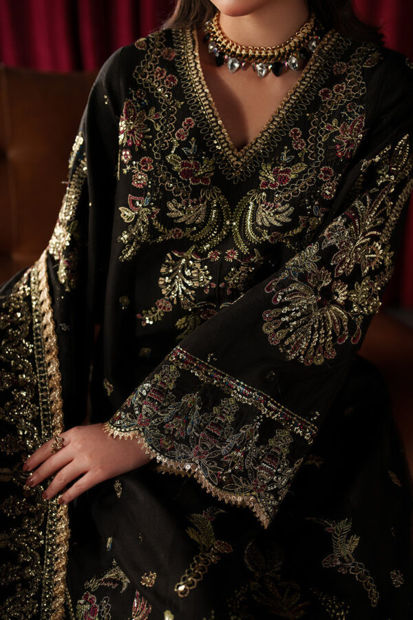 Emaan adeel verve silk edit luce– detail view 6 Emaan Adeel Verve Silk Edit LUCE– detail view 6