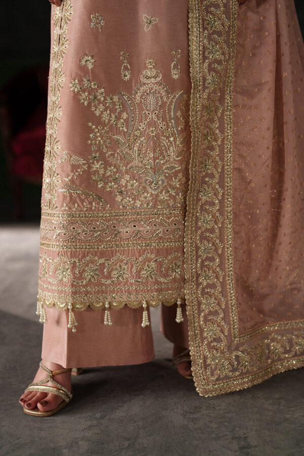 Emaan adeel verve silk edit vesper– detail view 3 Emaan Adeel Verve Silk Edit VESPER– detail view 3