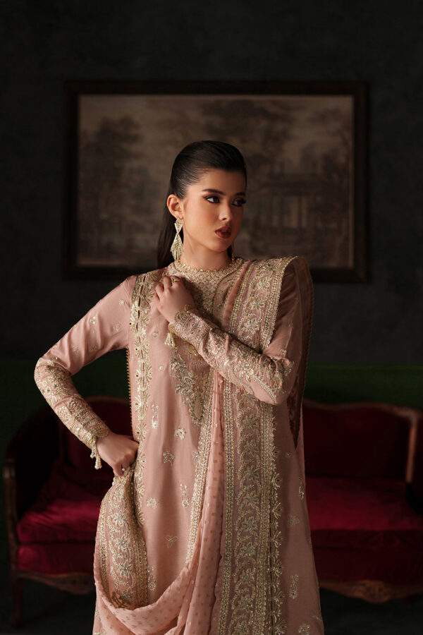 Emaan adeel verve silk edit vesper– detail view 5 Emaan Adeel Verve Silk Edit VESPER– detail view 5
