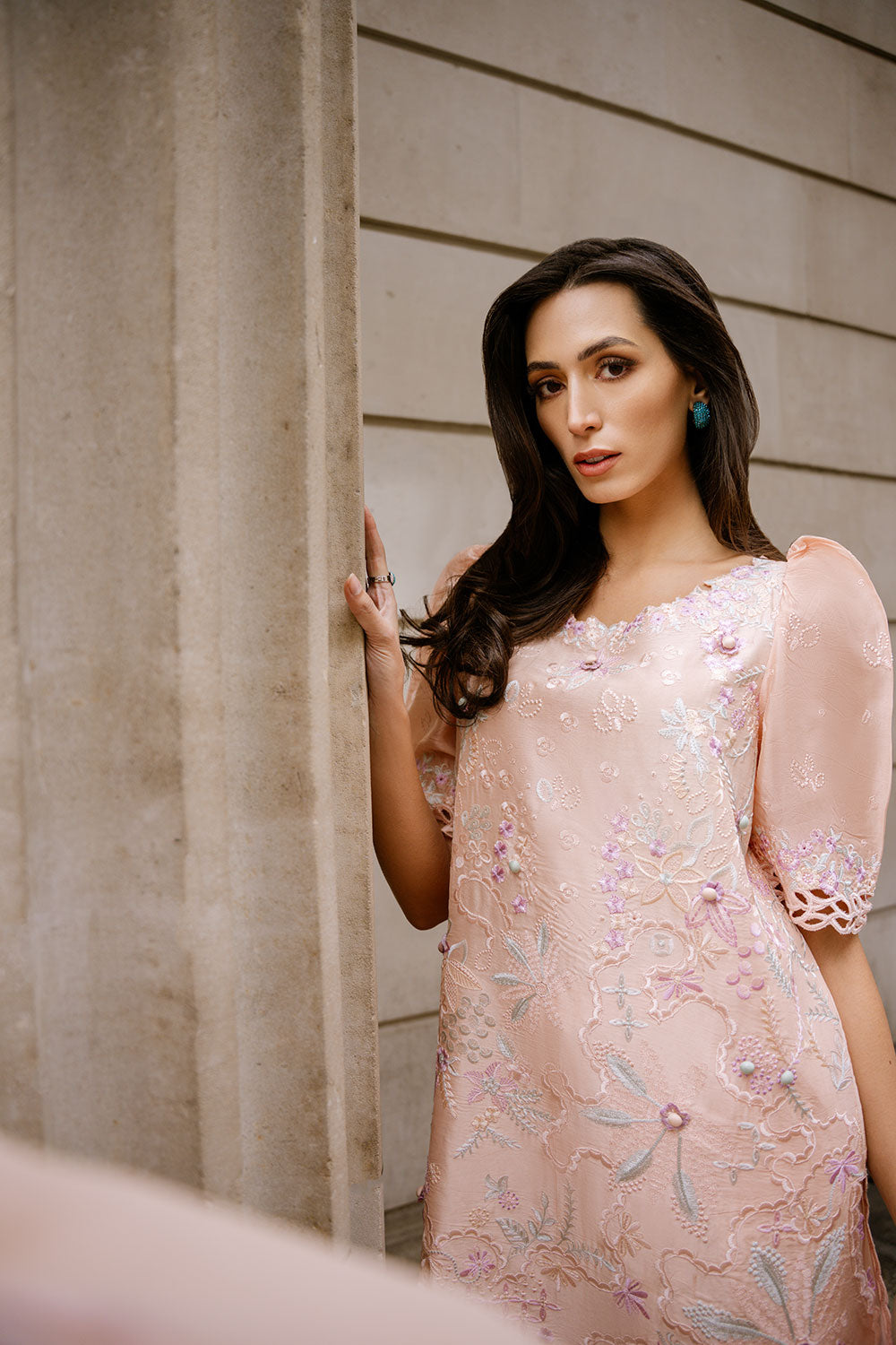 Nimr '26 sobia nazir | rosé– detail view 7 Nimr '26 Sobia Nazir | Rosé– detail view 7