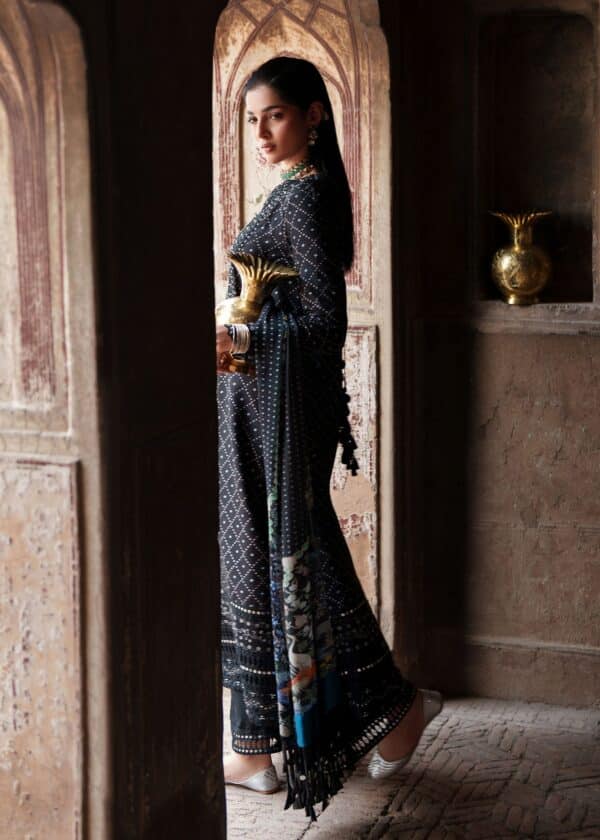 Zeenat formals'26 by sadaf fawad khan riwaz– detail view 9 Zeenat Formals'26 by Sadaf Fawad Khan Riwaz– detail view 9