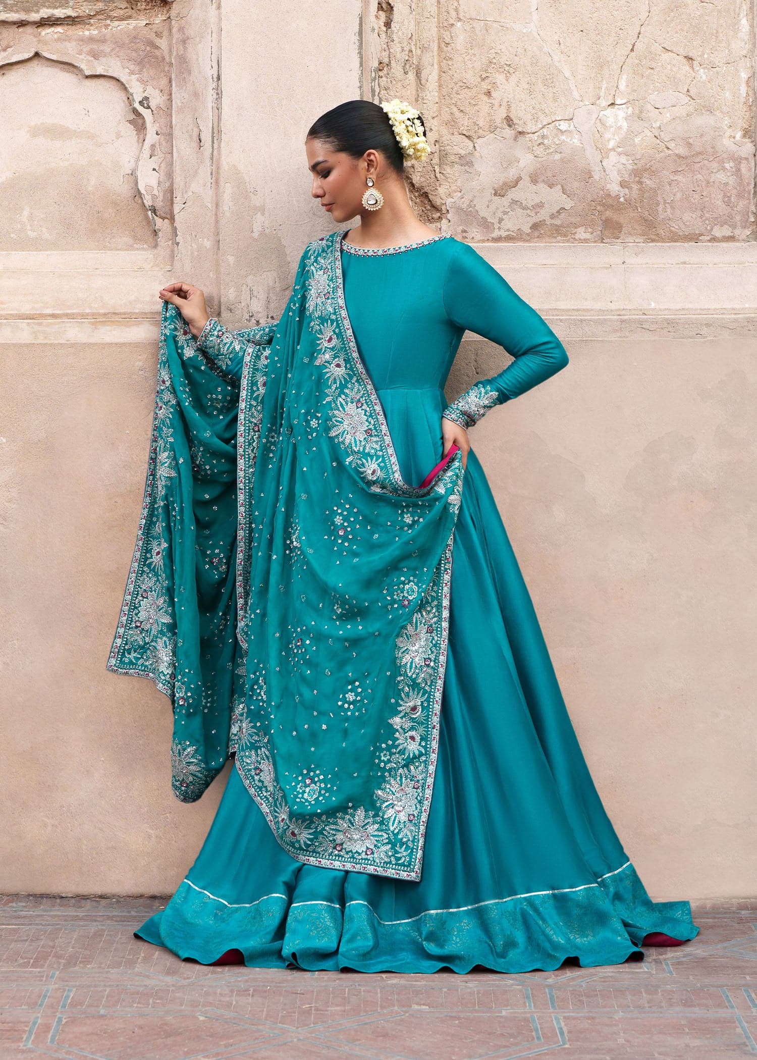 Zeenat formals'26 by sadaf fawad khan zarafshan– detail view 7 Zeenat Formals'26 by Sadaf Fawad Khan Zarafshan– detail view 7