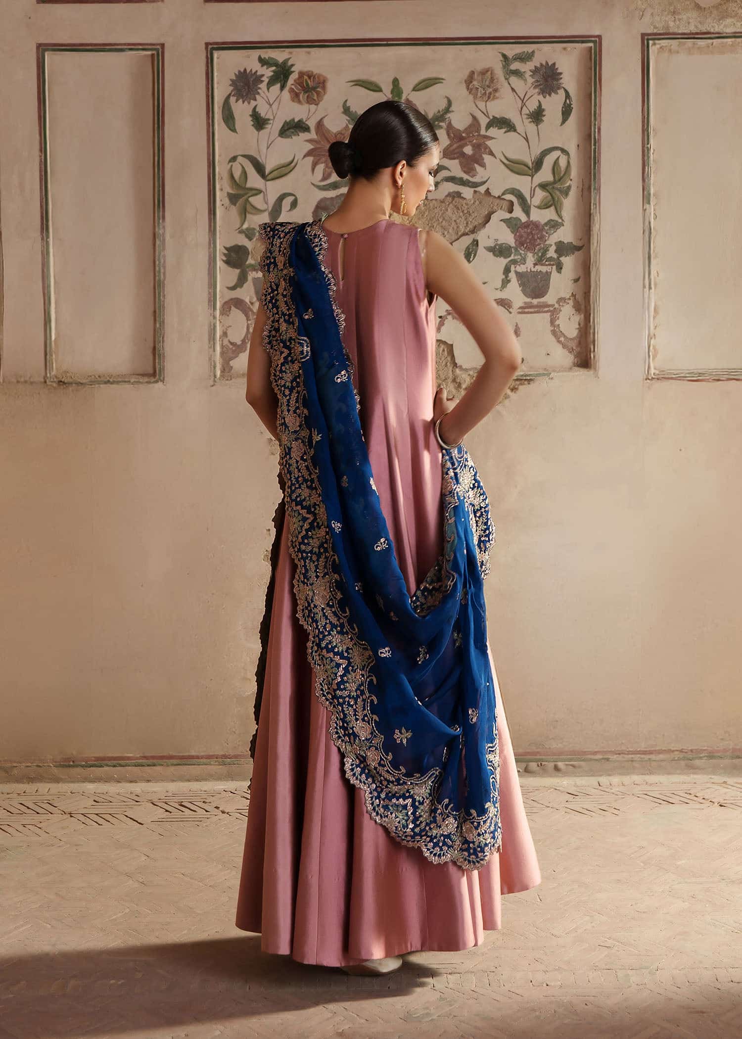 Zeenat formals'26 by sadaf fawad khan mehwar– detail view 4 Zeenat Formals'26 by Sadaf Fawad Khan Mehwar– detail view 4