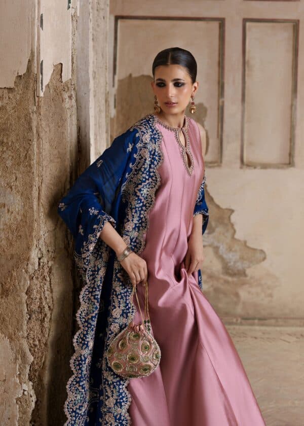 Zeenat formals'26 by sadaf fawad khan mehwar– detail view 8 Zeenat Formals'26 by Sadaf Fawad Khan Mehwar– detail view 8